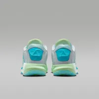 Nike Luka 4 
