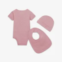 Nike Baby (3-6M) Swoosh Beanie, Bib and Bodysuit Box набор Pink