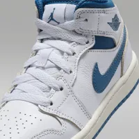 Nike Jordan 1 Mid SE Little дитячі Кросівки колір білий