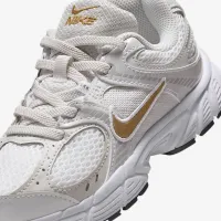 Nike V5 RNR Little дитячі Кросівки колір білий