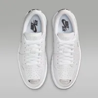 Nike Air Jordan 1 Brooklyn Low жіноча Кросівки колір білий