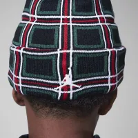 Nike Jordan Big детские Holiday Plaid Pom Beanie цвет черный