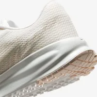 Nike Run Defy жіноча Road Running Кросівки колір білий