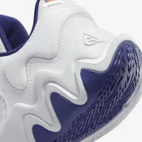 Nike Giannis Immortality 2 Big дитячі баскетбольні Кросівки колір білий