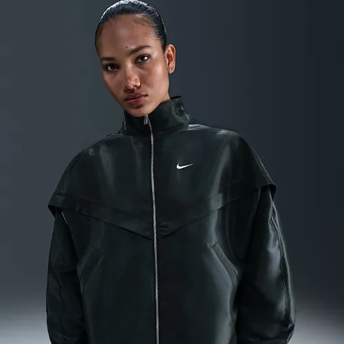 Nike Sportswear Windrunner жіноча Shine Куртка колір зелений