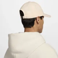 Nike SB Club Unstructuколір червоний Skate Cap колір коричневий