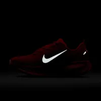 Nike Vomero 18 жіноча Road Running Кросівки колір червоний