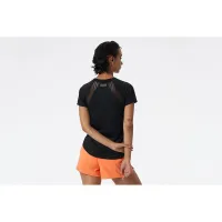 Футболка New Balance WT21262BK -  Черная