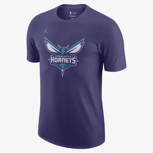 Charlotte Hornets Essential Men's Nike NBA T-Shirt Purple