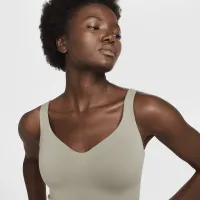 Nike Alate женская Medium-Support Padded Sports Bra Tank Top цвет зеленый