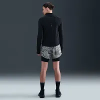 Nike Swift жіноча Mid-Rise 2-in-1 Running шорти with Reflective Accents колір сірий