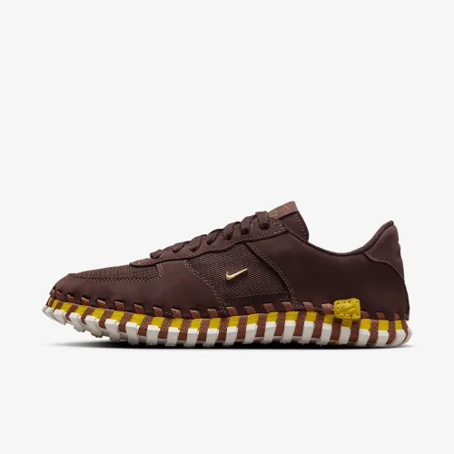 Nike J Force 1 Low LX SP женская Кроссовки цвет коричневый
