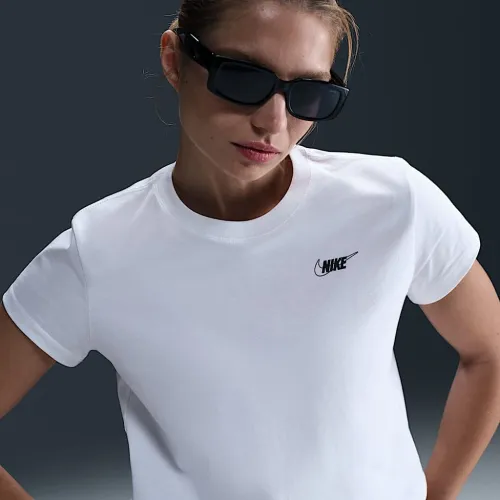 Nike Sportswear Club женская Short-Sleeve Cropped Graphic футболка цвет белый