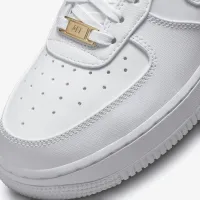 Nike Air Force 1 '07 SE жіноча взуття White