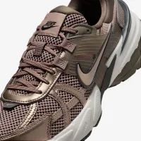 Nike V2K Run жіноча Кросівки колір коричневий