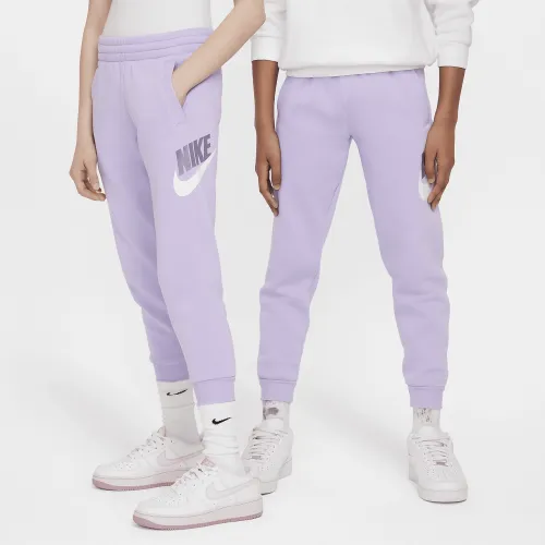 Nike Club Fleece Big дитячі Joggers колір фіолетовий