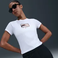 Nike Sportswear Chill Knit жіноча Slim Cropped футболка колір білий