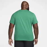 Nike Sportswear чоловічі футболка колір зелений