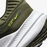 Nike Quest 5 чоловічі Road Running Кросівки колір зелений