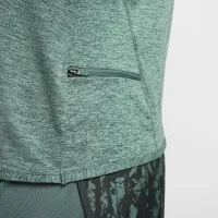 Nike Dri-FIT Swift Element UV женская 1/4-Zip Running Top (большие размеры) цвет зеленый