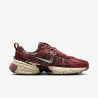Nike V2K Run женская Кроссовки цвет коричневый