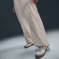 Nike Sportswear женская Mid-Rise Loose Woven Open-Hem Pants цвет белый