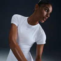 NikeCourt Advantage жіноча Dri-FIT Short-Sleeve Tennis Top колір білий