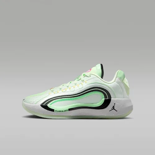 Nike Luka 4 