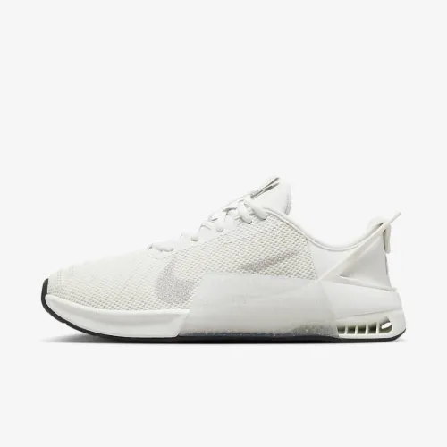 Nike Metcon 9 EasyOn Premium женская для тренировок Кроссовки цвет белый