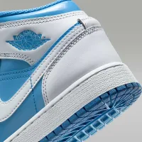 Nike Air Jordan 1 Mid SE Big дитячі Кросівки колір білий