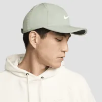 Nike Dri-FIT Club Unstructuколір червоний Featherlight Cap колір зелений