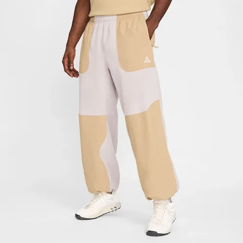 Nike ACG 