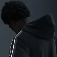 Nike LeBron Standard Issue чоловічі Therma-FIT Pullover баскетбольні Толстовка з капюшоном колір чорний