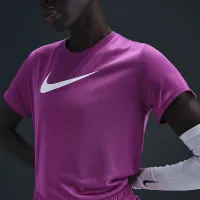 Nike жіноча Dri-FIT Graphic футболка колір фіолетовий