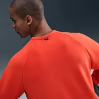 Nike 24.7 ImpossiblySoft чоловічі Dri-FIT Crew колір червоний