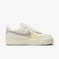 Nike Air Force 1 Shadow жіноча Кросівки колір білий