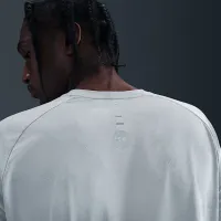 Nike Stride чоловічі Dri-FIT ADV Long-Sleeve Running Top with Reflective Accents колір сірий