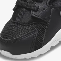 Nike Huarache Run Baby/Toddler взуття Black