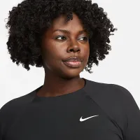Nike Essential Dri-FIT женская Long-Sleeve Hydroguard Swim Top (большие размеры) цвет черный