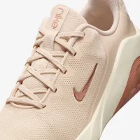 Nike Bella 7 женская для тренировок Кроссовки цвет белый