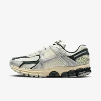 Nike Zoom Vomero 5 женская Кроссовки цвет белый