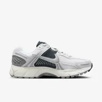 Nike Zoom Vomero 5 женская Кроссовки цвет белый