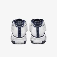 Nike Zoom LeBron 2 чоловічі Кросівки колір білий