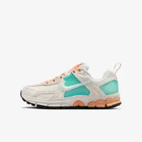 Nike Vomero 5 Big детские (Girls') Кроссовки цвет белый