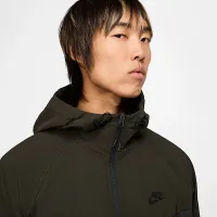 Nike Tech мужские Woven Куртка цвет зеленый