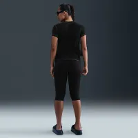 Nike Sportswear Chill Knit жіноча Slim Cropped Top колір чорний