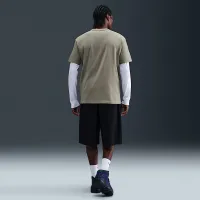 Nike Sportswear Premium Essentials мужские футболка цвет зеленый