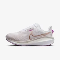 Nike Vomero 17 жіноча Road Running Кросівки (Extra Wide) колір фіолетовий