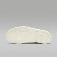Nike Air Jordan 1 Retro Low Slip жіноча Кросівки колір коричневий