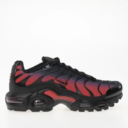 Кросівки Nike Air Max Plus FB8024-600 - чорно-червоні